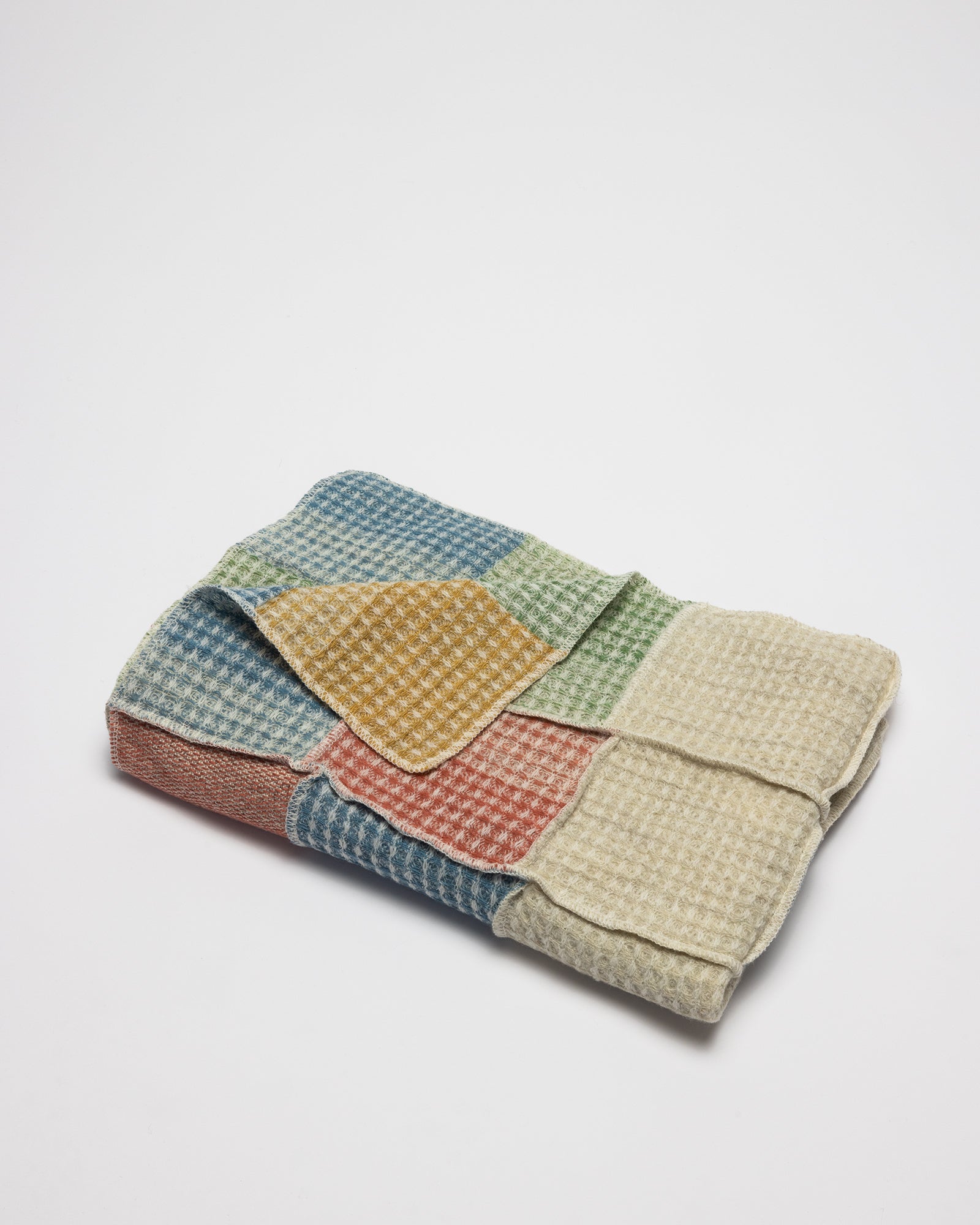 Hilma Blanket